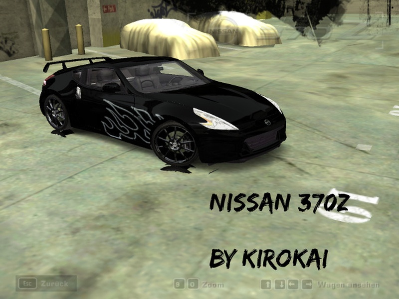 Black Nissan 370Z
