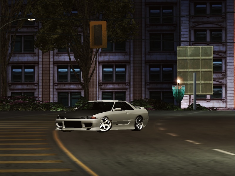 JDM STANCED AND LOWERED SKYLINE R32